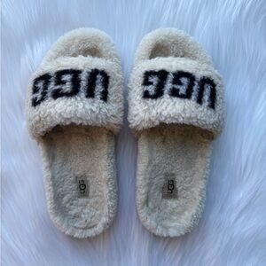 UGG Cozetta Slippers
